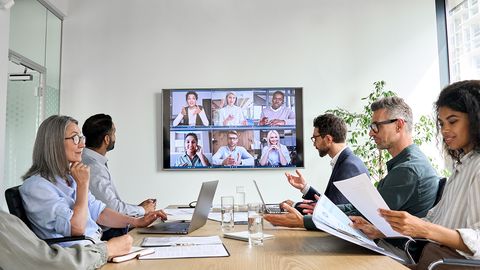 Advisory board in a meeting